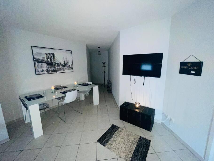 Magnifiquet3 Centre/Gare/Parking Apartamento Annemasse Exterior foto